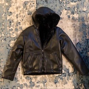 REVERSIBLE 🎀 Girls black coat, M